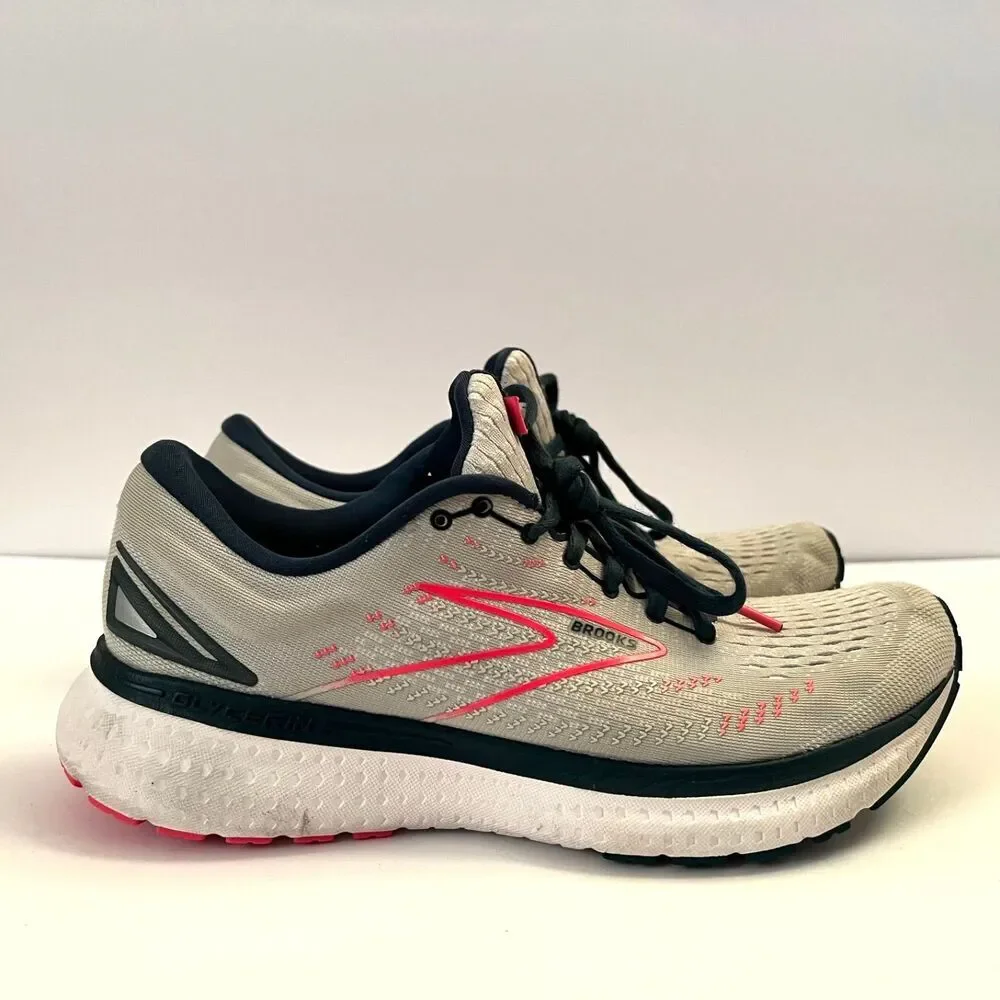 Brooks some wear